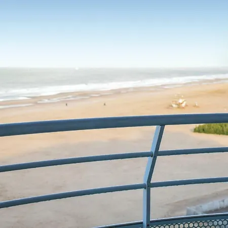 Apartamento At The Beach